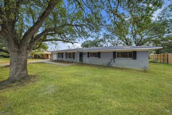 $569,000 | 1604 Armistead Street, College Station, TX 77840