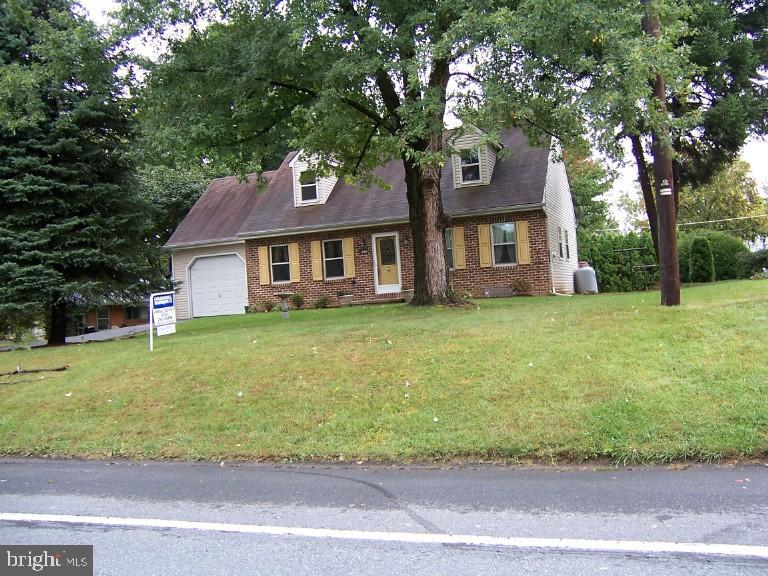 1449 North Reading Road Stevens, PA 17578 - Photo 1 of 7 Gallery Image 1