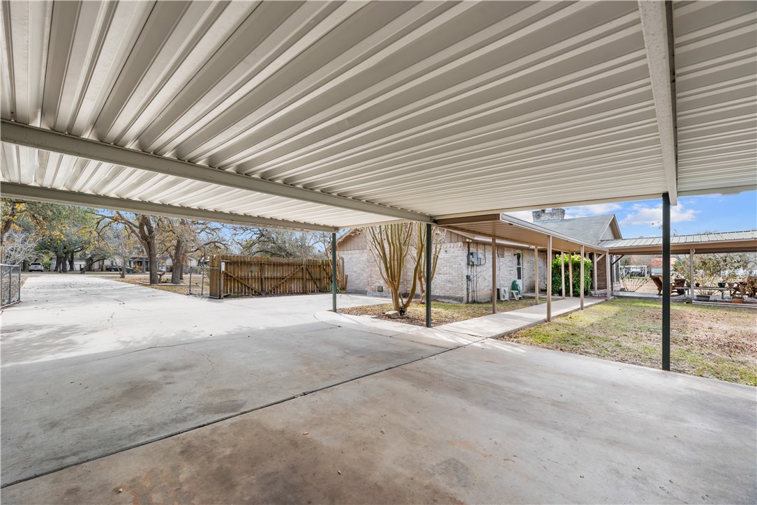 324 Stirrup Road Victoria, TX 77905 - Photo 32 of 40 a view of an house with a patio
