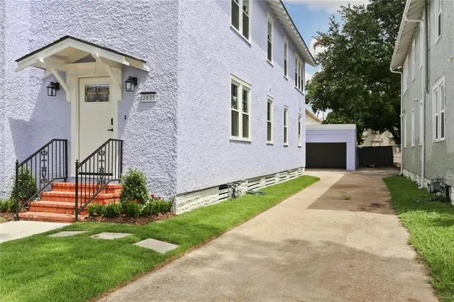 $3,300 | 2835 Pine Street, Unit 2835, New Orleans, LA 70125