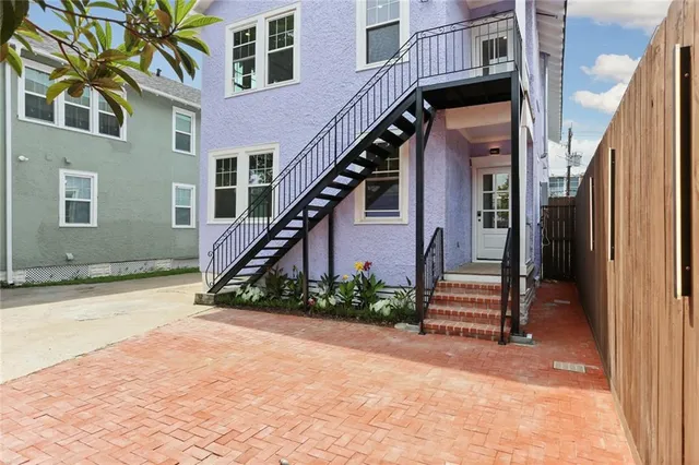 $3,300 | 2835 Pine Street, Unit 2835, New Orleans, LA 70125