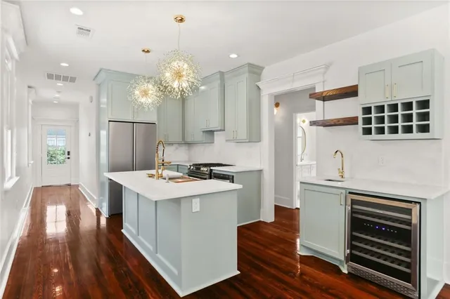 $3,300 | 2835 Pine Street, Unit 2835, New Orleans, LA 70125