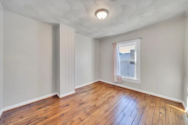 $197,000 | 644 Montrose Avenue Southeast, Roanoke, VA 24013