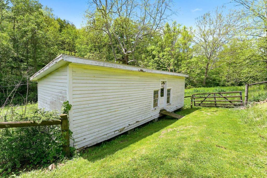 120 Center Highlands Road Waynesburg, PA 15370 - Photo 36 of 47