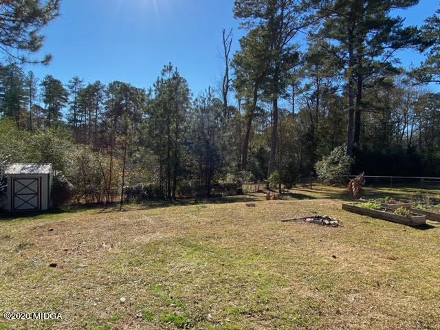 737 Windsor Road Macon, GA 31204 - Photo 15 of 17 Backyard