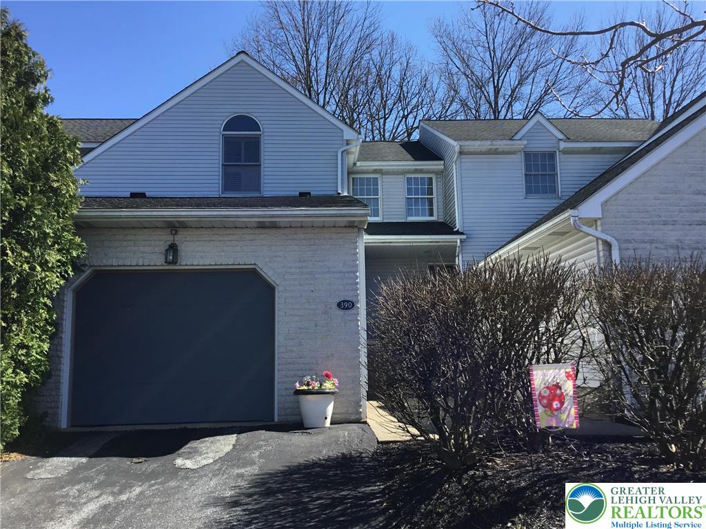 390 Fairview Street Emmaus, PA 18049 - Photo 2 of 34