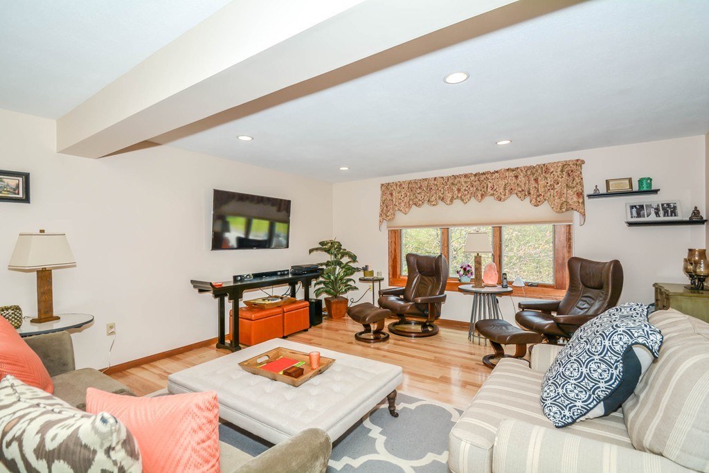 1 Rhode Island Road Wilmington, MA 01887 - Photo 3 of 30 Gallery Image 3