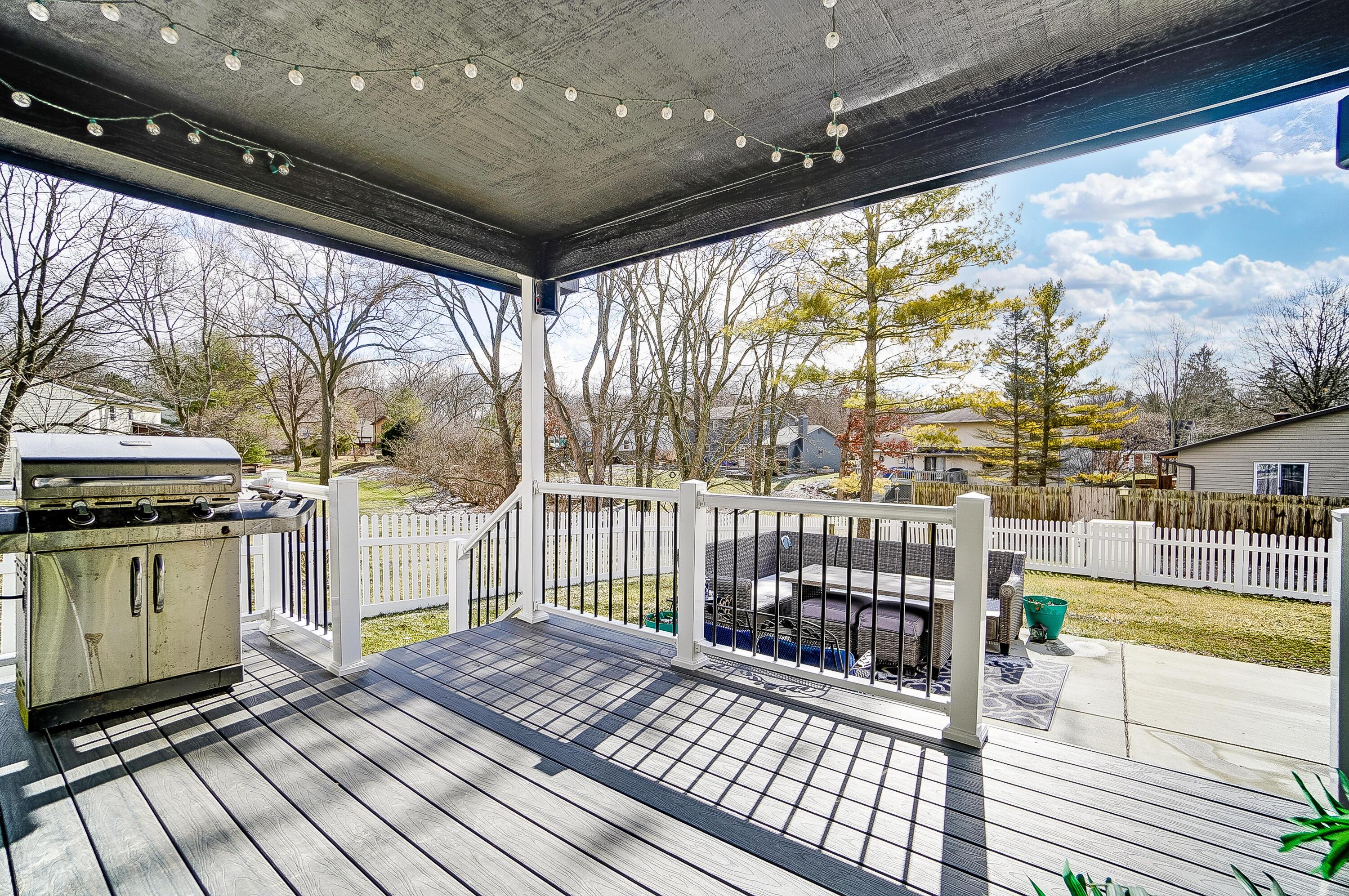 682 South Hempstead Road Westerville, OH 43081 - Photo 55 of 60 Deck
