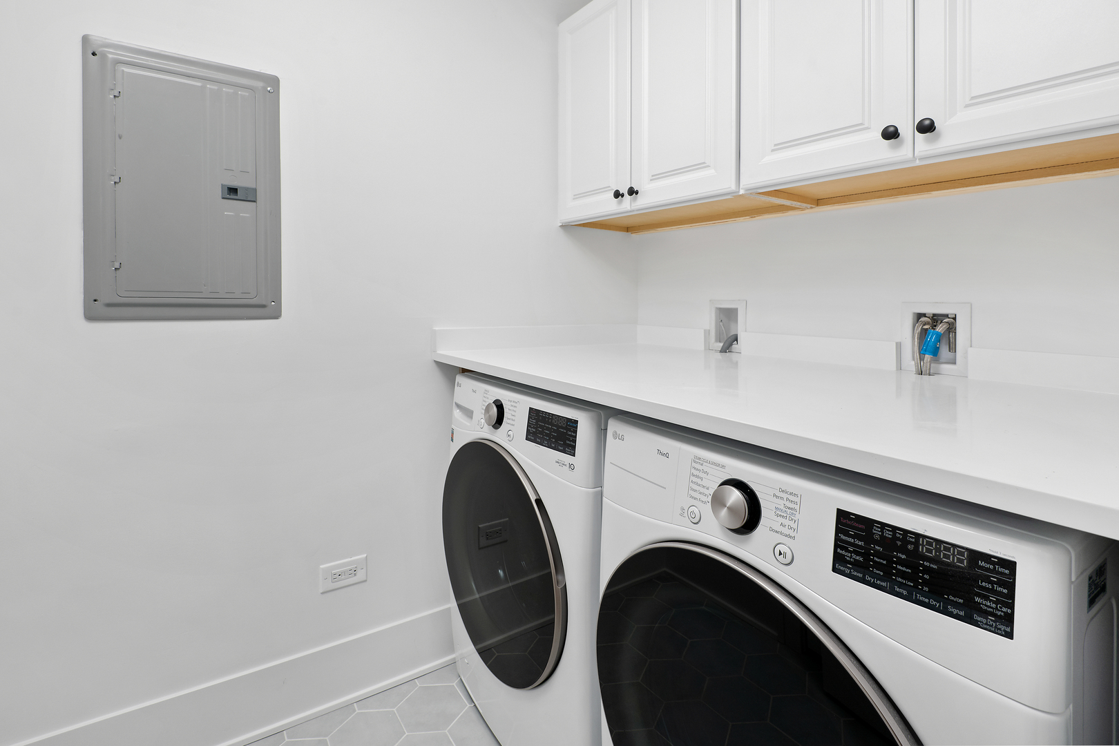 2051 North Racine Avenue, Unit 1 Chicago, IL 60614 - Photo 19 of 21 a utility room with dryer and washer