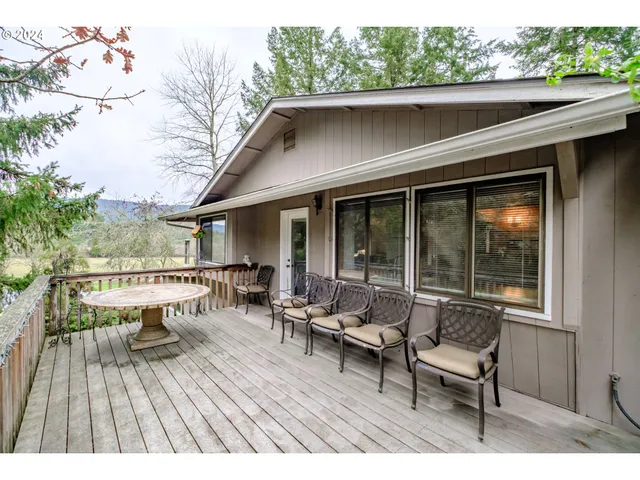 $1,290,000 | 110 Northeast Thousand Oak Drive, Corvallis, OR 97330
