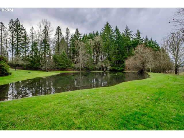 $1,290,000 | 110 Northeast Thousand Oak Drive, Corvallis, OR 97330