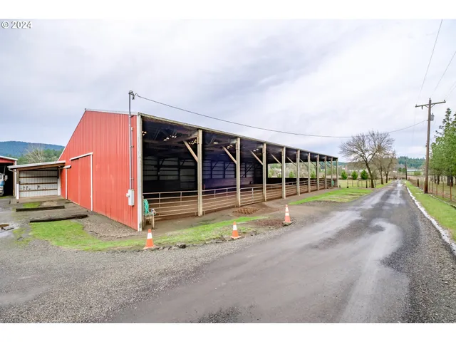 $1,290,000 | 110 Northeast Thousand Oak Drive, Corvallis, OR 97330