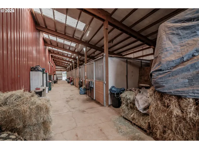 $1,290,000 | 110 Northeast Thousand Oak Drive, Corvallis, OR 97330