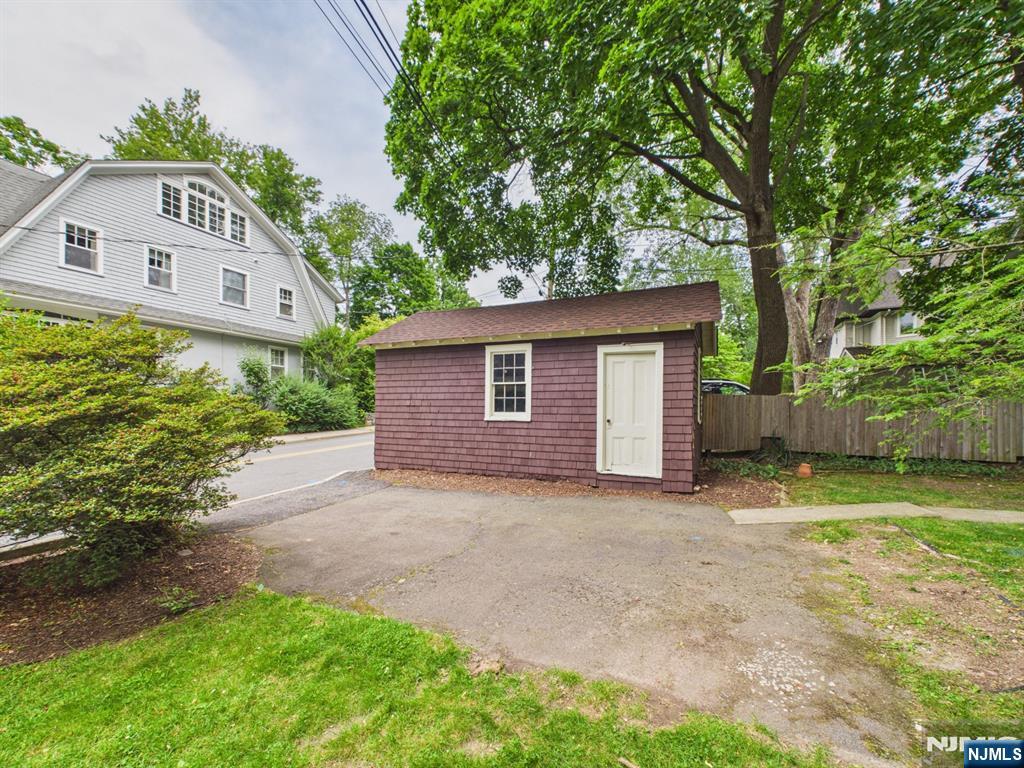 41 Randolph Place Ridgewood, NJ 07450 - Photo 29 of 29