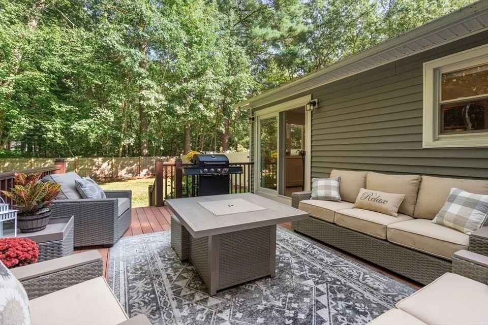 75 Westview Street Lexington, MA 02421 - Photo 8 of 33