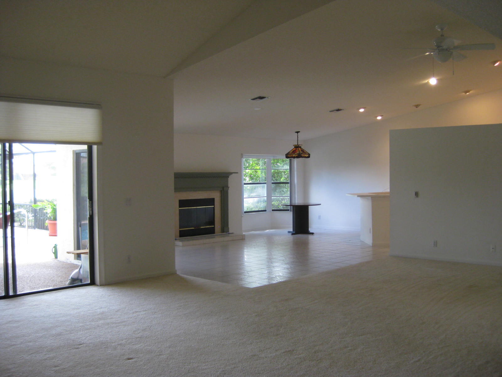 20713 Waters Edge Court Boca Raton, FL 33498 - Photo 4 of 29 20713 WATERS EDGE CT (37)