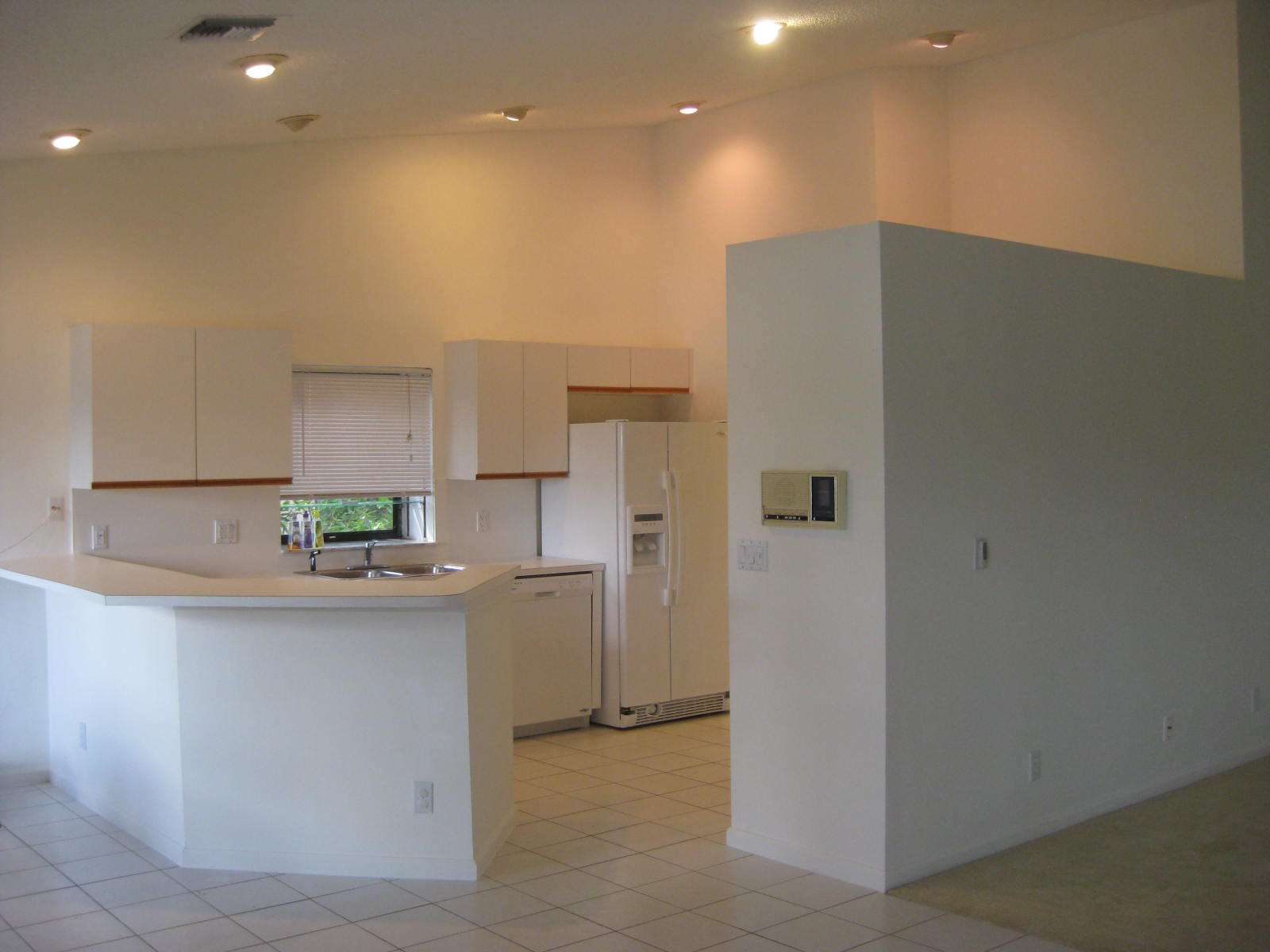 20713 Waters Edge Court Boca Raton, FL 33498 - Photo 6 of 29 20713 WATERS EDGE CT (56)