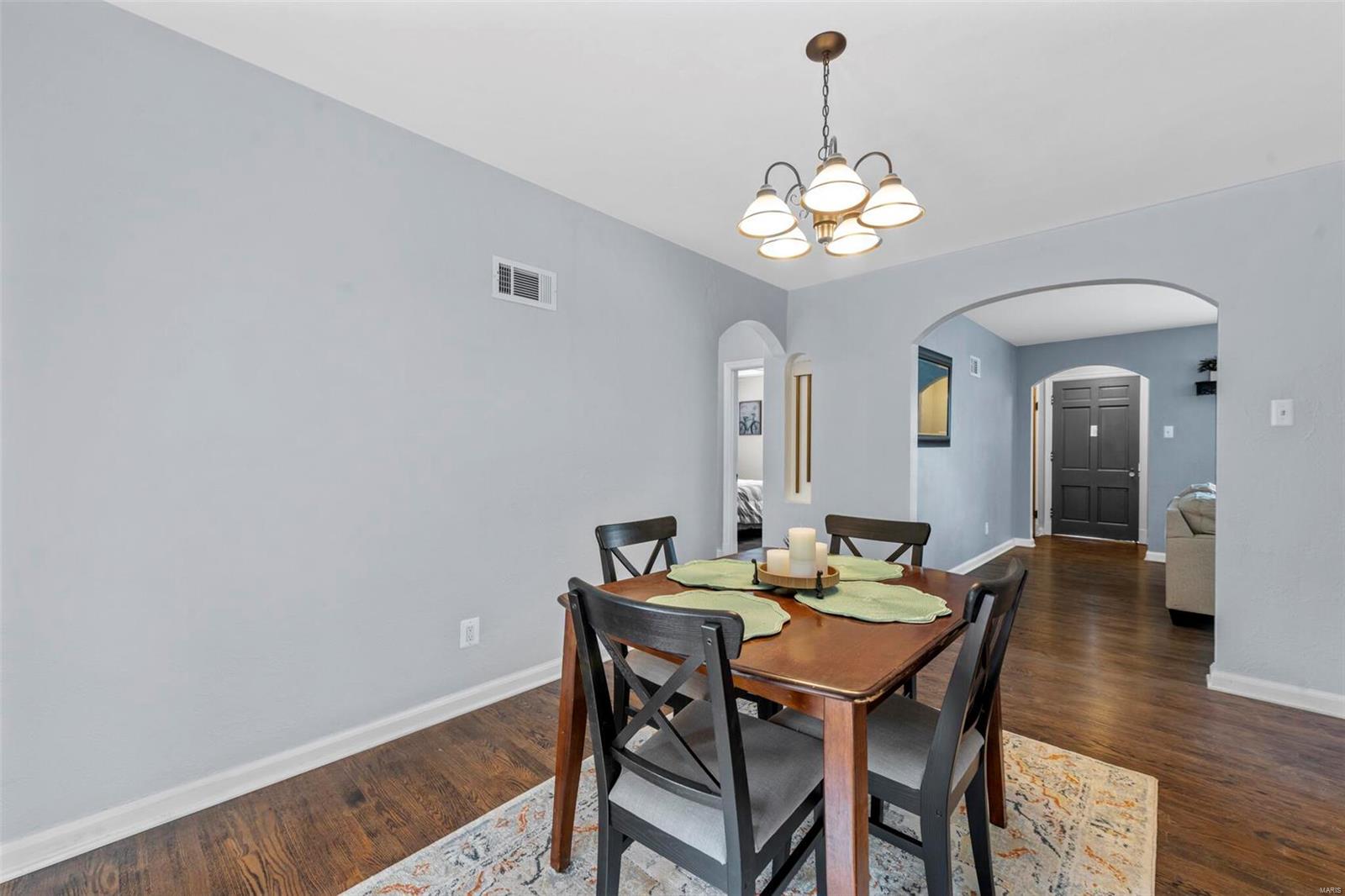 4904 Weber Road St. Louis, MO 63123 - Photo 7 of 24