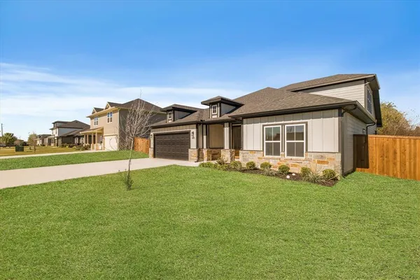$424,999 | 428 Cirrus Circle, Muenster, TX 76252