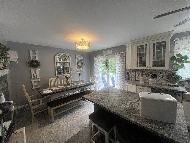 49 Richmond Road Freetown, MA 02702 - Photo 4 of 24 Gallery Image 4