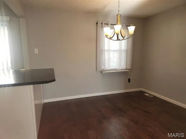 $1,600 | 2408 Hidden Meadow Lane, Ballwin, MO 63021