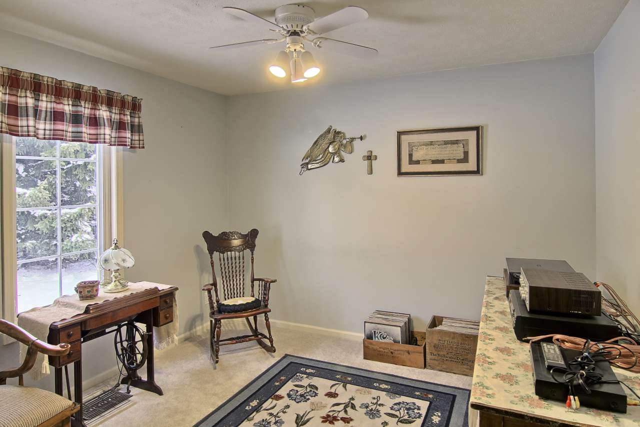 5209 Harris Road Traverse City, MI 49684 - Photo 22 of 37 1811049-21.JPG