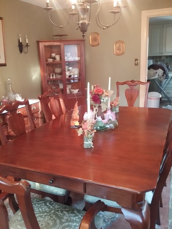 27 Lancaster Street Springfield, MA 01118 - Photo 5 of 17