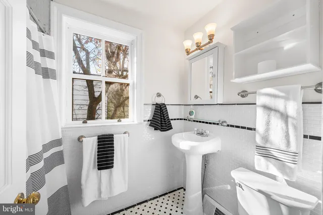 $735,000 | 4 Rainey Court, Philadelphia, PA 19103