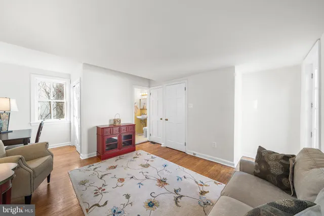 $735,000 | 4 Rainey Court, Philadelphia, PA 19103