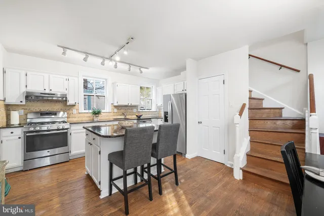 $735,000 | 4 Rainey Court, Philadelphia, PA 19103