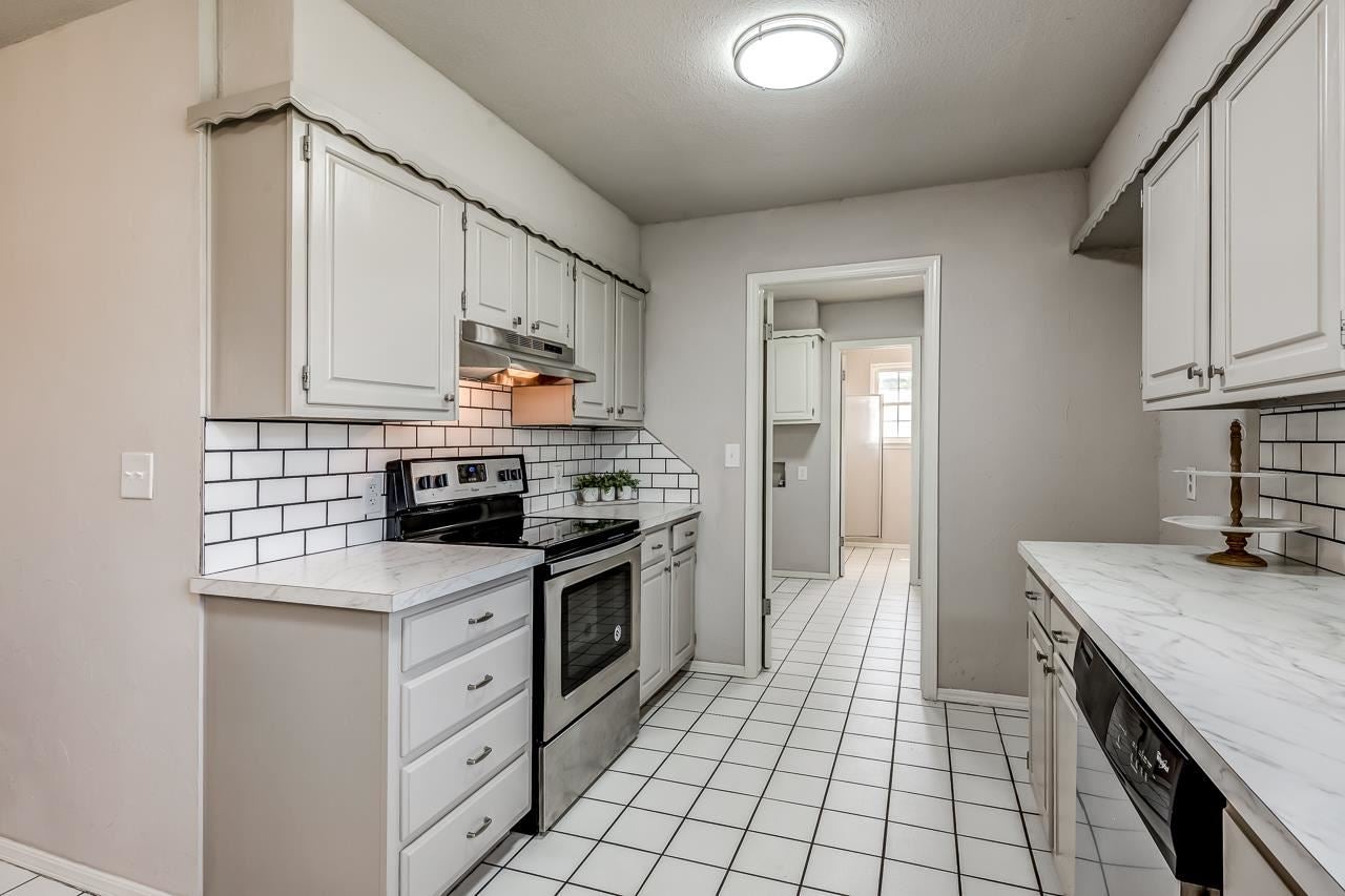 1901 Ridgecrest Perry, OK 73077 - Photo 10 of 31 Gallery Image 10