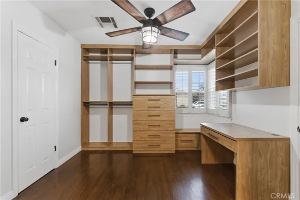 $949,900 | 6530 Denmead Street, Lakewood, CA 90713