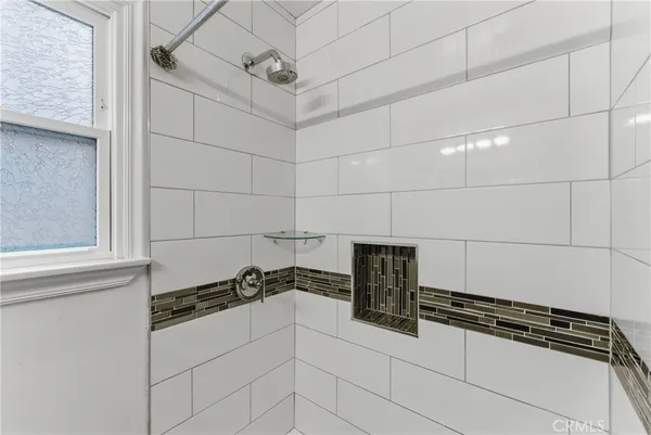 $949,900 | 6530 Denmead Street, Lakewood, CA 90713