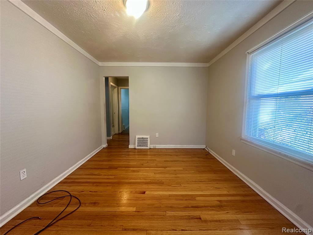 15059 Evergreen Road Detroit, MI 48223 - Photo 2 of 9