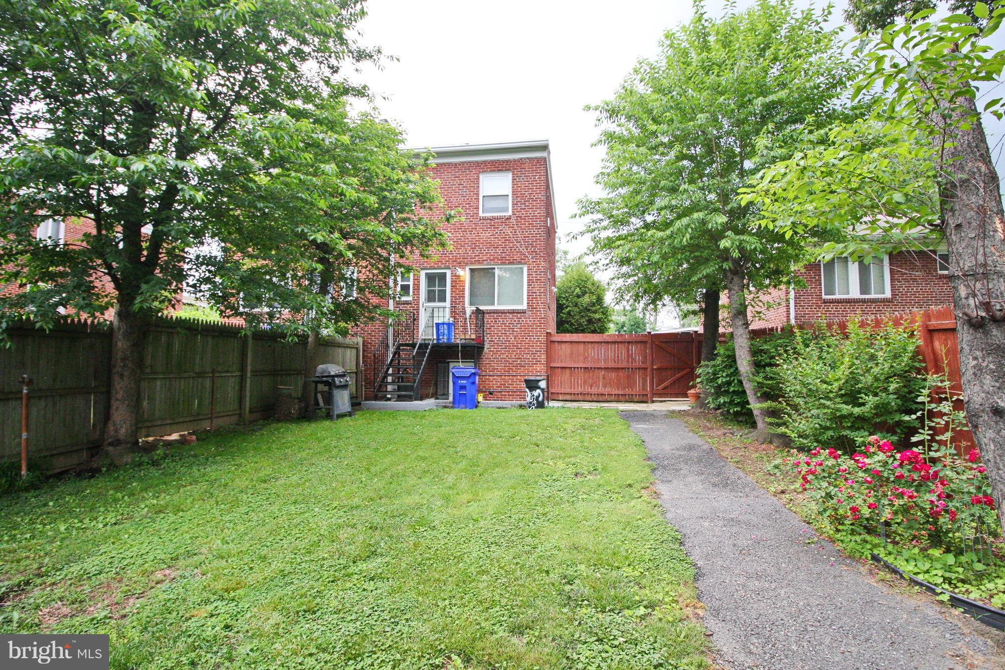 8555 11th Avenue Silver Spring, MD 20903 - Photo 16 of 16 Exterior (Rear)
