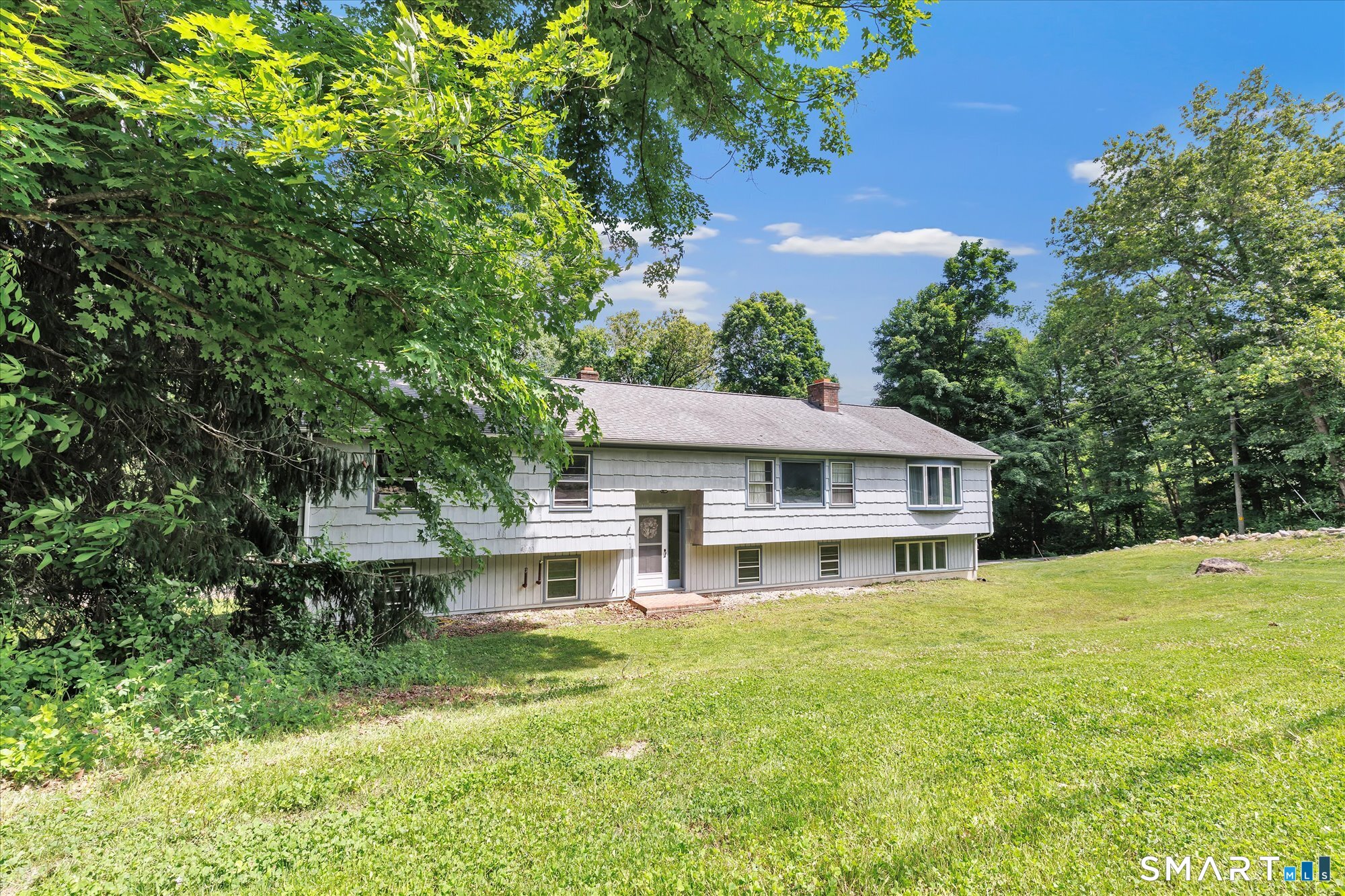 119 Freeman Road Oxford, CT 06478 - Photo 2 of 40