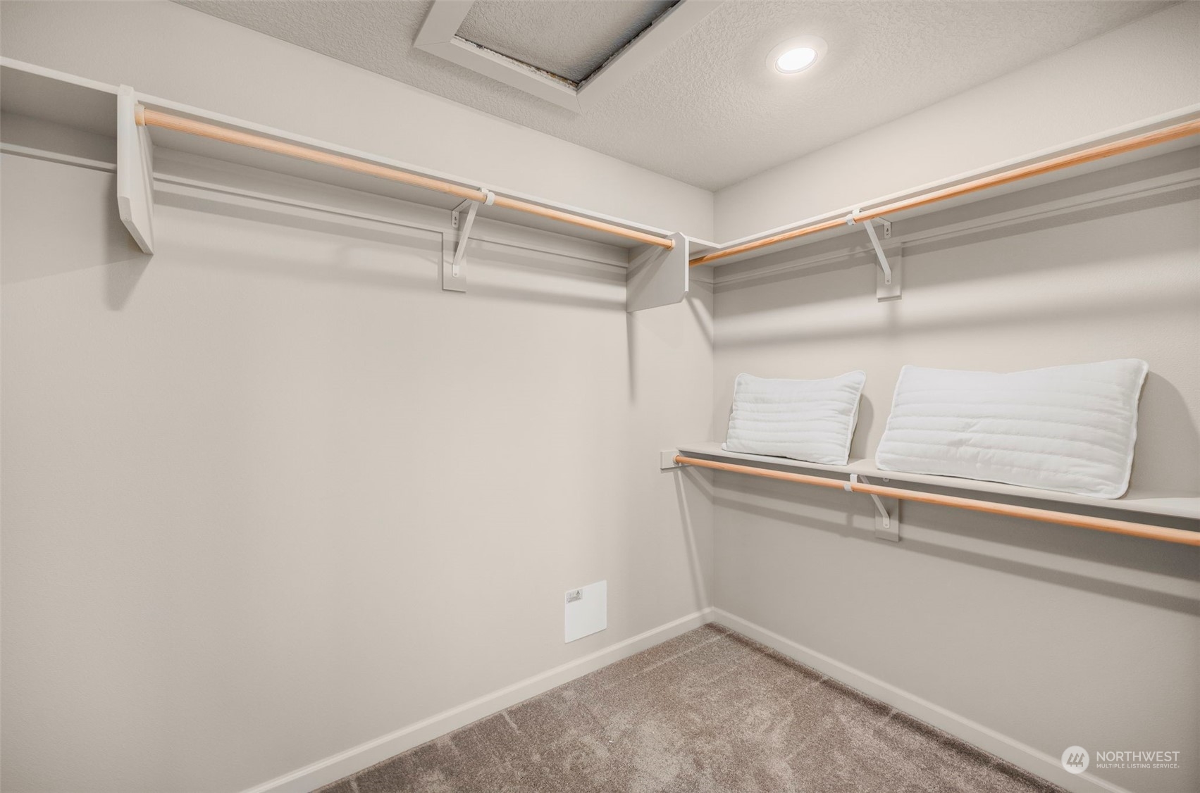 2801 South 7th Circle Ridgefield, WA 98642 - Photo 24 of 27 a view of an empty walk in closet