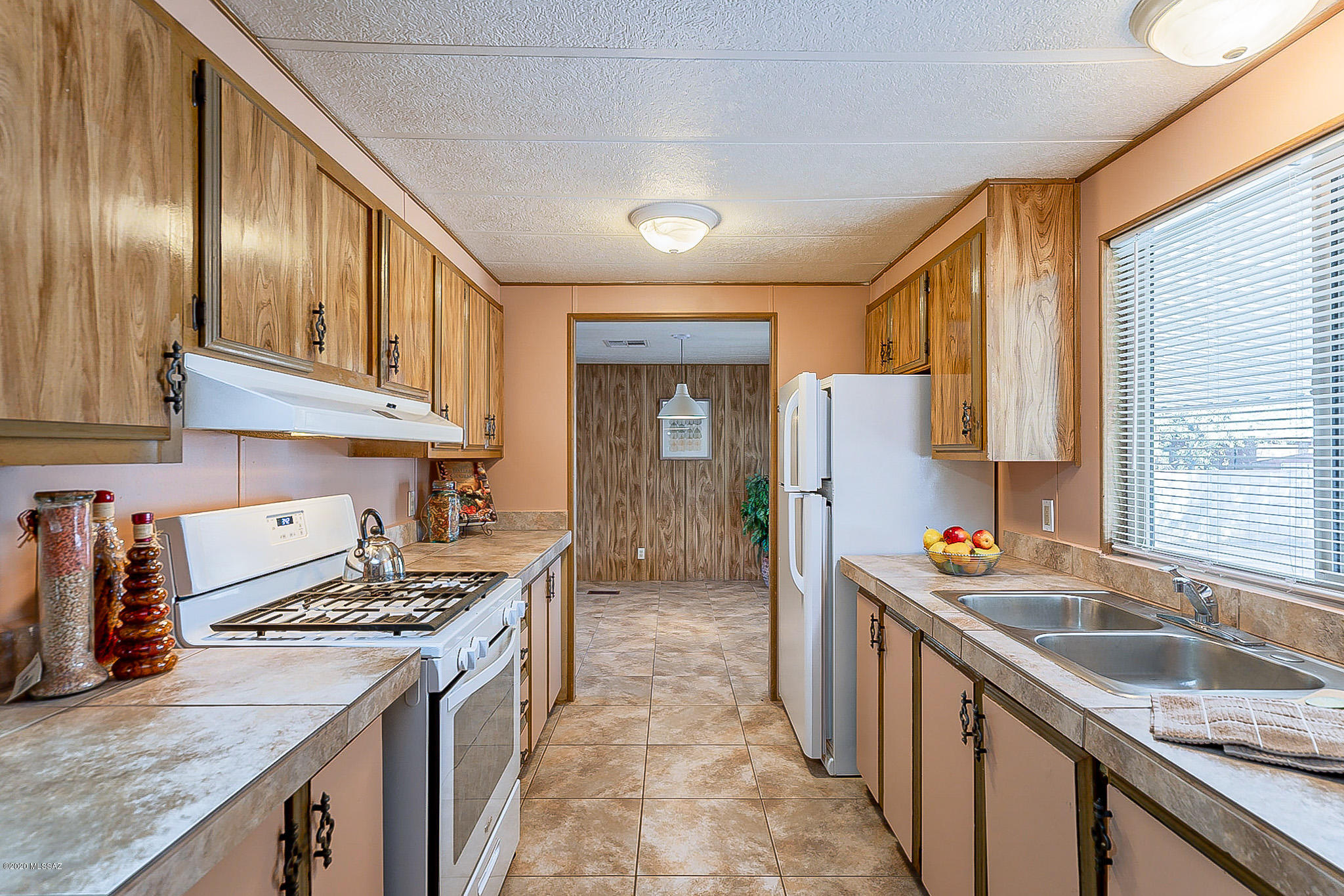 2735 West Bilby Road Tucson, AZ 85746 - Photo 4 of 32 Gallery Image 4