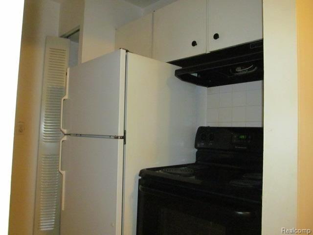 26345 West Seven Mile Road Redford, MI 48240 - Photo 4 of 11