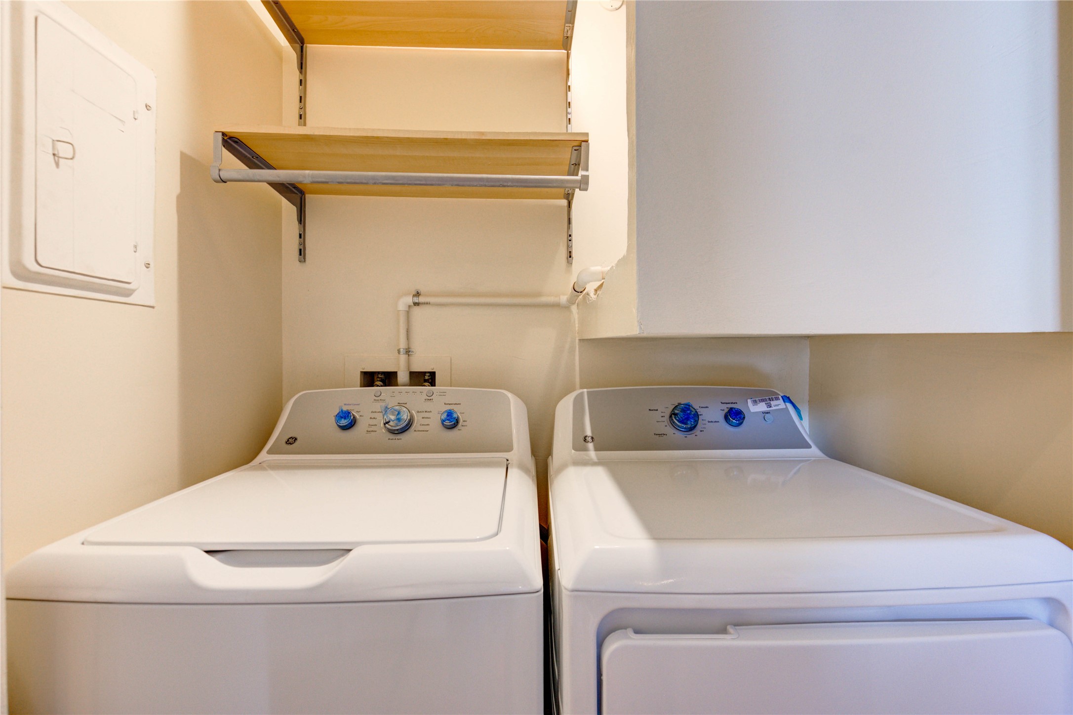 2023 Gentryside Drive, Unit 202 Houston, TX 77077 - Photo 32 of 50 a utility room with dryer and washer