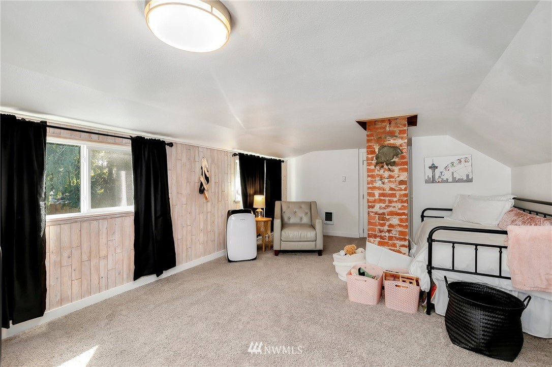 231 Southwest 119th Street Burien, WA 98146 - Photo 17 of 25 Gallery Image 17