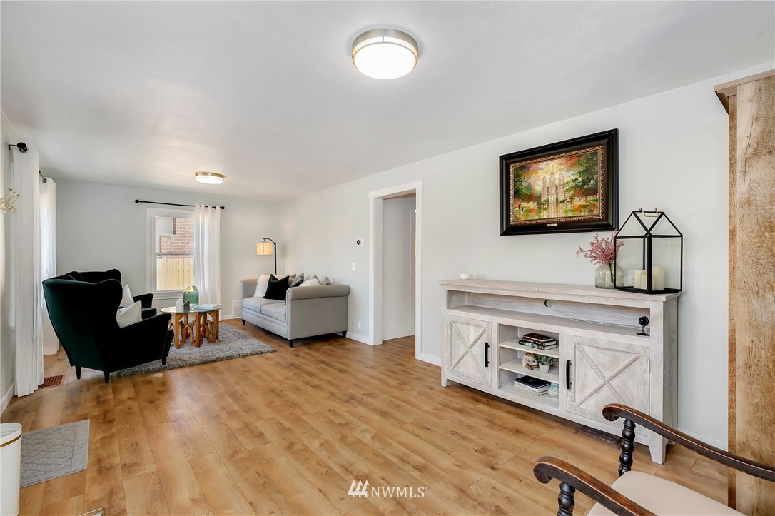 231 Southwest 119th Street Burien, WA 98146 - Photo 6 of 25 Gallery Image 6