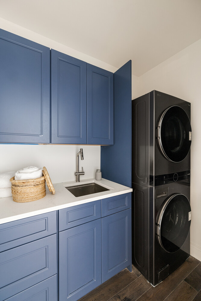 1 Monroe Place Brooklyn, NY 11201 - Photo 29 of 31 a utility room with sink dryer and washer