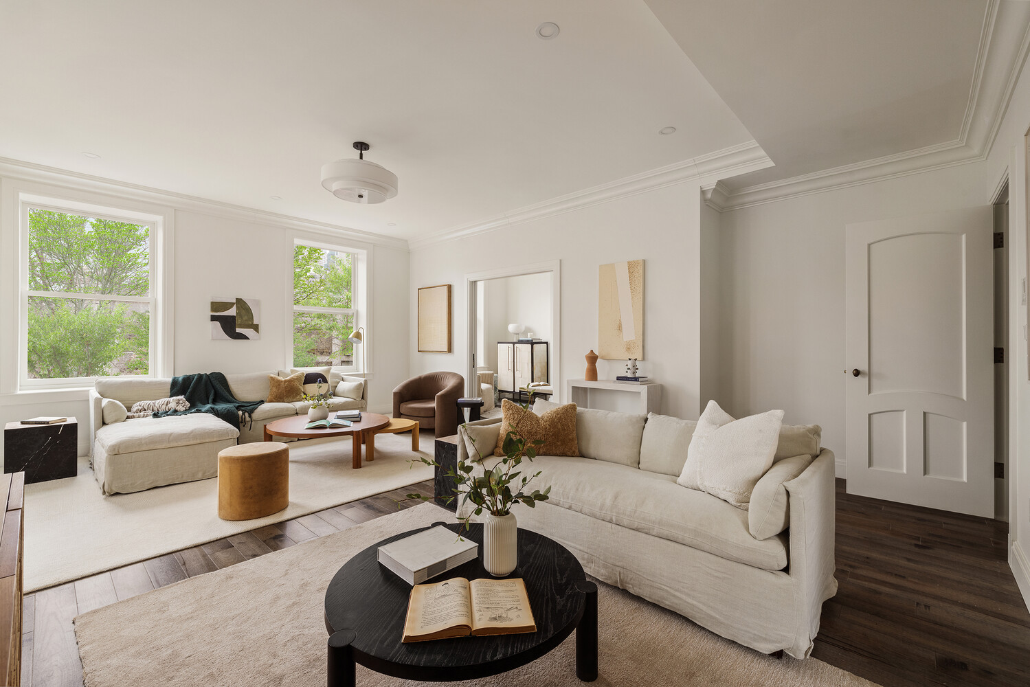 1 Monroe Place Brooklyn, NY 11201 - Photo 8 of 31 a living room with furniture and a large window