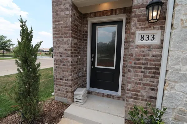 $3,500 | 833 Tennessee Drive, Euless, TX 76040