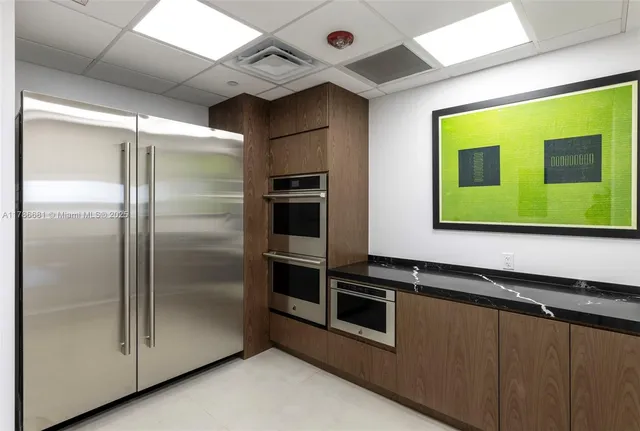 $1,650,000 | 11 Island Avenue, Unit 512, Miami Beach, FL 33139