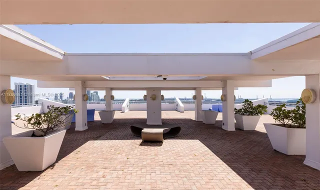$1,650,000 | 11 Island Avenue, Unit 512, Miami Beach, FL 33139