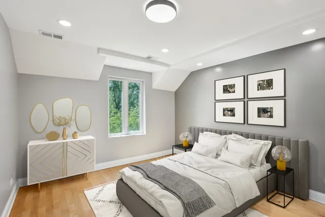 $969,990 | 6857 North Knox Avenue, Lincolnwood, IL 60712