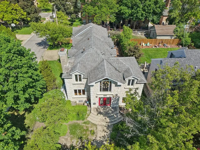 $969,990 | 6857 North Knox Avenue, Lincolnwood, IL 60712