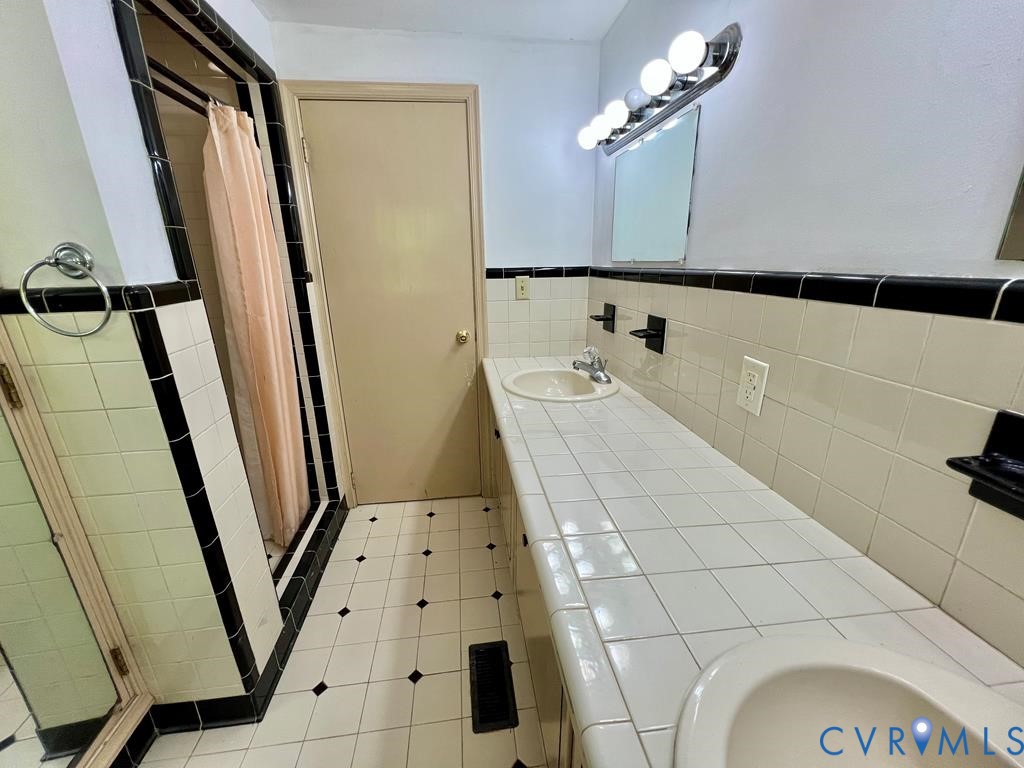 8739 River Road Lancaster, VA 22503 - Photo 16 of 23